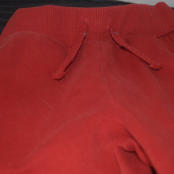 Red sweat pants 3T - Picture 2 of 3
